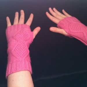 Kawaii Pink Fingerless Gloves